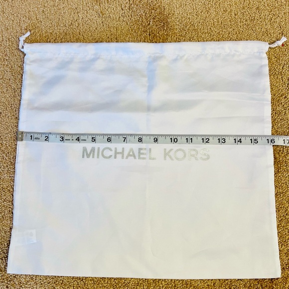 Michael Kors Dust Bag - Picture 2 of 3